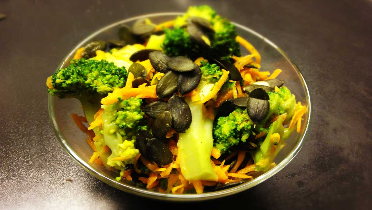 Curry-Brokkoli-Salat
