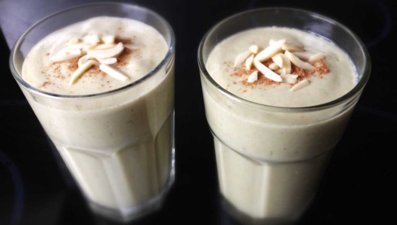 Avocade Banane Milch Shakeln