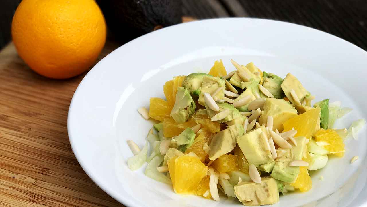 Avocadosalat mit Orange – Paleo360.de