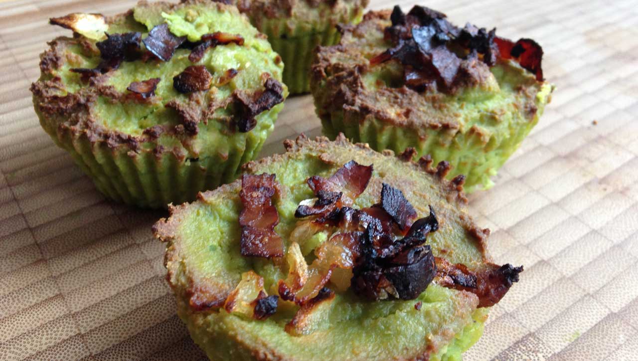 Avocadomuffins mit Speck