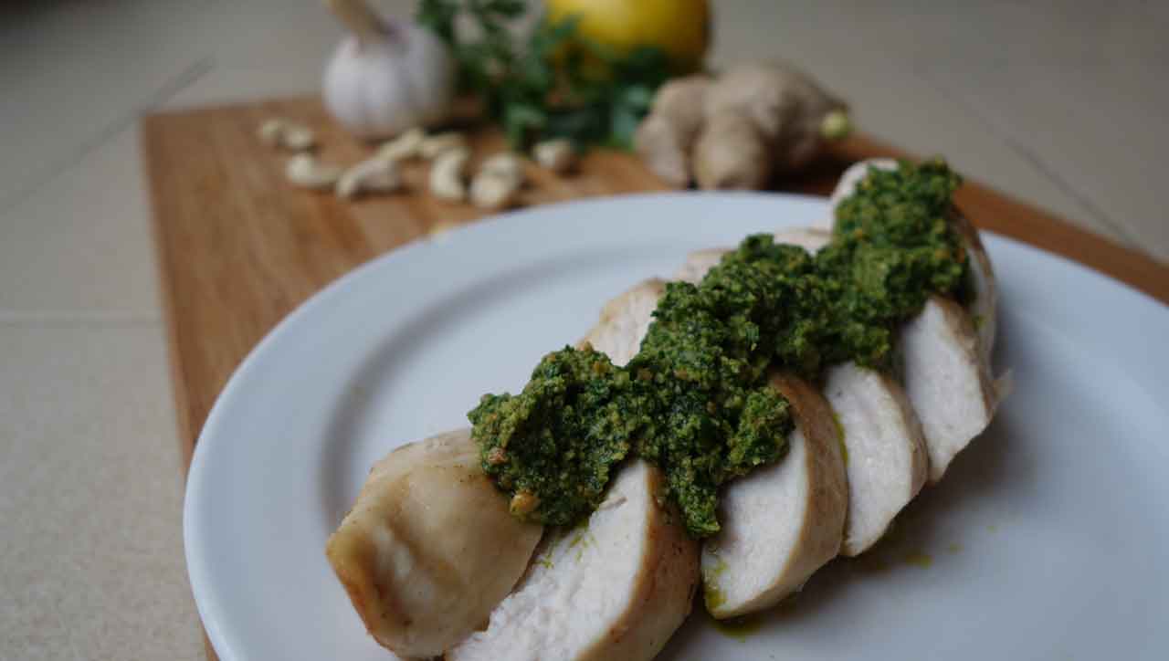 Hühnerbrust mit scharfem Pesto