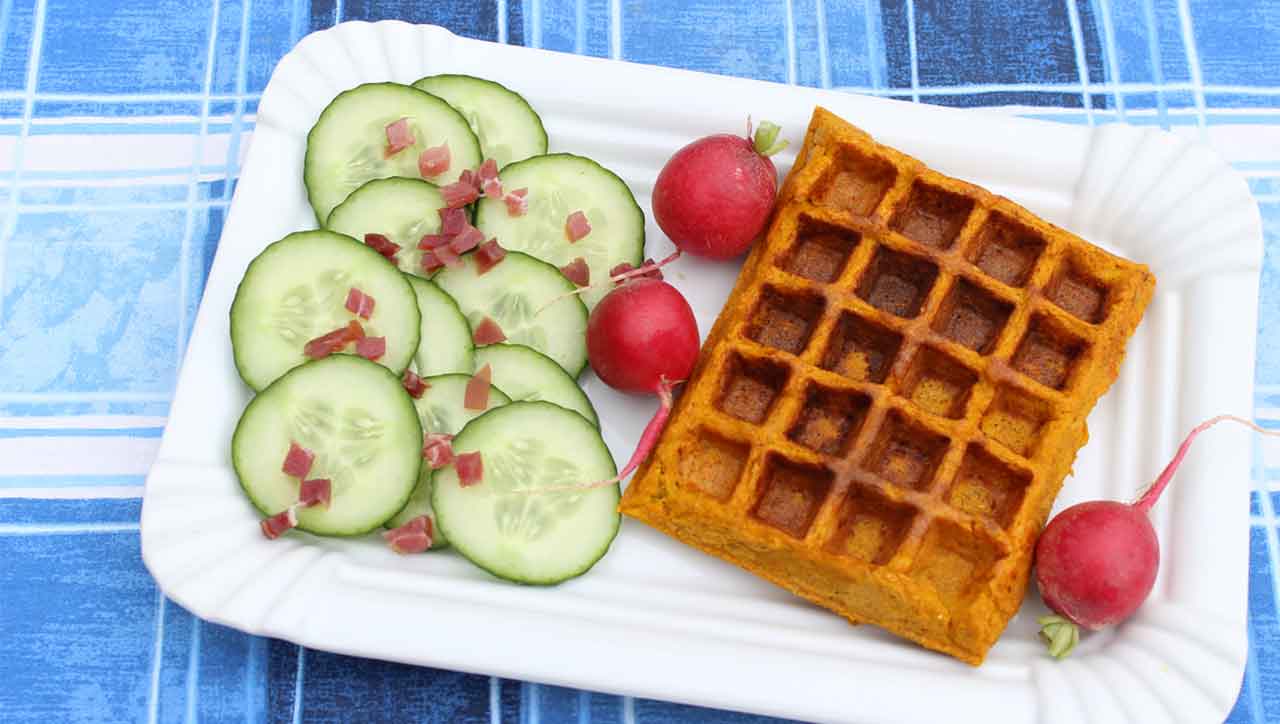 Herzhafte Süßkartoffel Waffeln