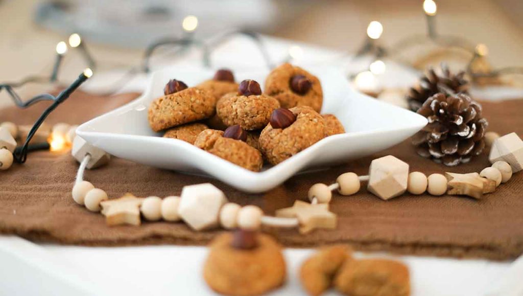 Haselnussplätzchen: schnell und einfach gebacken - Paleo360.de